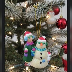 ❤️5/$25   Hallmark Vintage 2000 Maxine Ornament